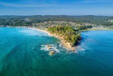 Toeristen oostkust Australië krijgen advies te vertrekken