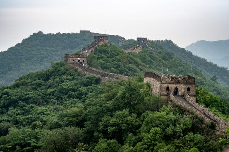 China sluit nu ook deel van de Chinese muur