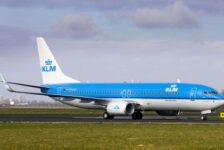 KLM biedt excuses aan na Koreaans briefje op wc