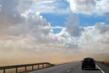 Zandstorm teistert Canarische eilanden; vluchten vallen uit