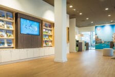 TUI: reisbureaus twee weken dicht