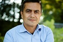 Atilay Uslu in gesprek met Twan Huys