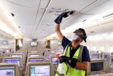 Emirates past boekingsbeleid aan vanwege corona