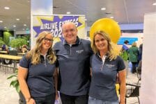 Airline Express start op uitverkocht Schiphol: ‘Ja, we kunnen nog steeds reizen’