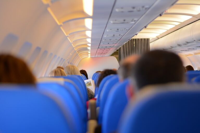 Vliegtickets.nl: 59 procent Nederlanders boekt gewoon