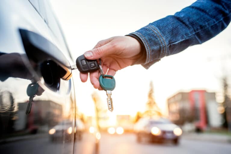 Sunny Cars annuleert alle reserveringen tot en met 30 april