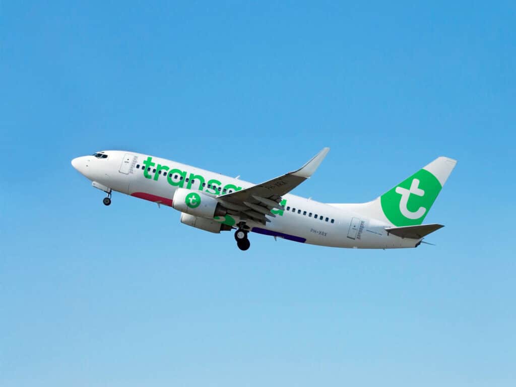 Abstractie Mineraalwater Omgeving Transavia: nieuw beleid handbagage tegen vertragingen en onduidelijkheid -  TravMagazine