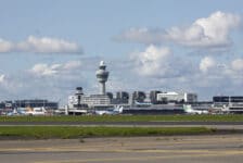 Schiphol past bouwplanning aan