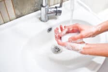 Corendon stopt met aanbieden coronatest voor derden vanwege verwarring