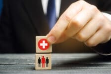 Reisverzekeraars en corona: wie dekt wat?