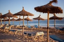 Duits RIVM positief over Spanje en Curaçao