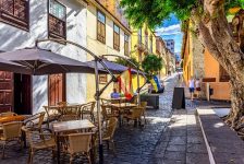 Ierse reizigers vinden maas in wet: op vakantie met tandartsafspraak