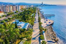 Cyprus opent grenzen voor gevaccineerde Britten