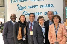 ‘Divi man’ en hotelier Alex Nieuwmeyer overleden