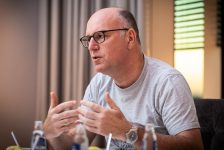 Gert De Caluwe (ex-Thomas Cook, ex-Sunweb) keert terug