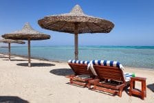 Meeste passagiers vinden reisadviezen van overheid te streng