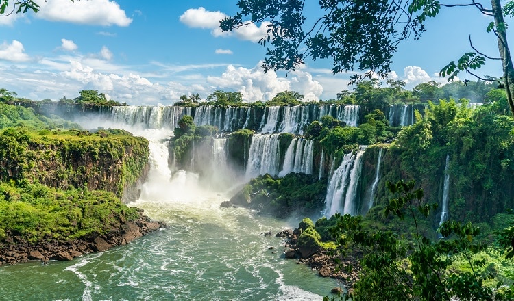 Pure Latin America start samenwerking met 1TIS