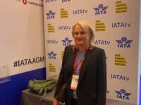 KLM CEO Rintel heeft vertrouwen in de zomer en reageert op Corendon