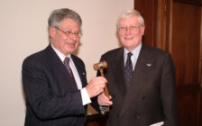 ANVR staat stil bij overlijden oud-voorzitter Wiegel