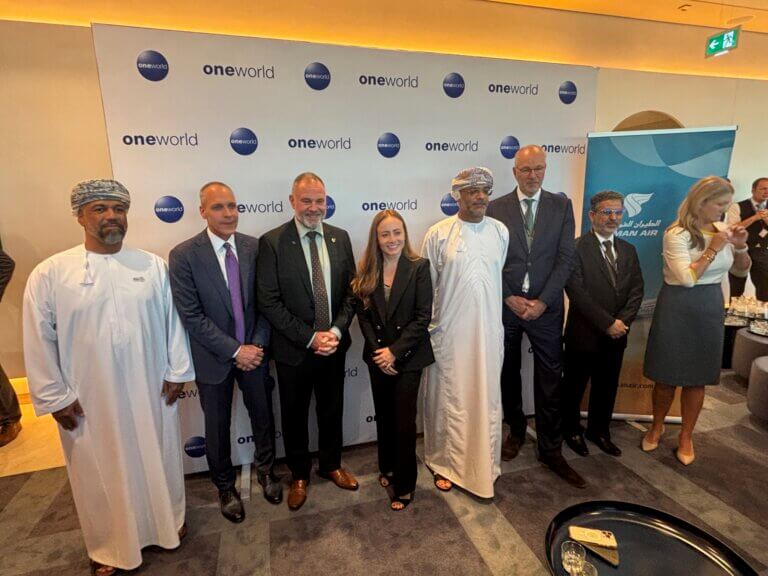Oman Air feestelijk gestart met vluchten tussen Muscat en Amsterdam