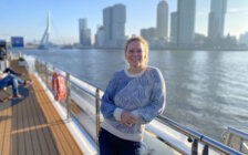 Column Maaike van der Windt: glazen podium op Reisgala