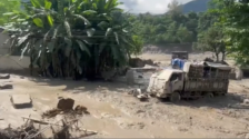 Rode Kruis opent gironummer 6868 voor slachtoffers verwoestende overstroming Nepal
